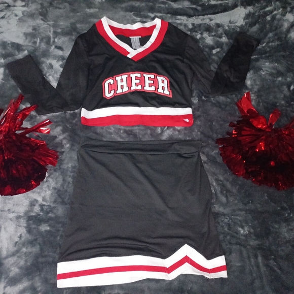 Costumes - Picture 9 of 15